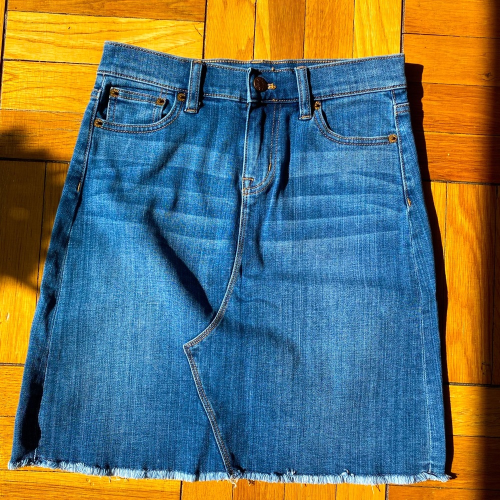 Stretchy Jcrew mini skirt